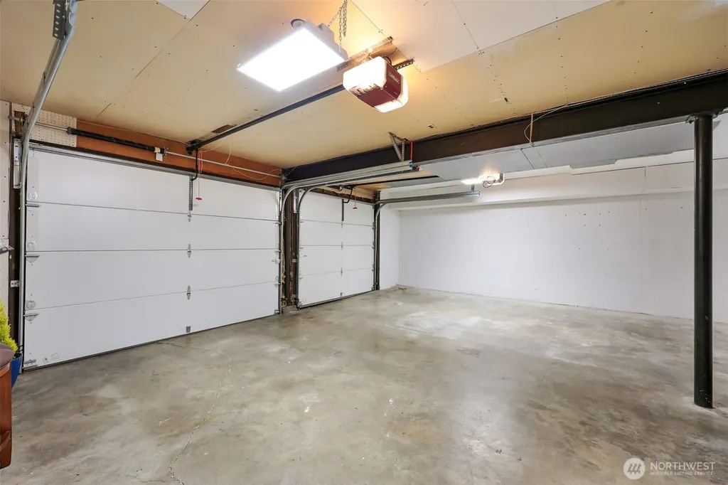 10960 39th Avenue SW Seattle WA 98146