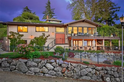 10960 39th Avenue SW Seattle WA 98146