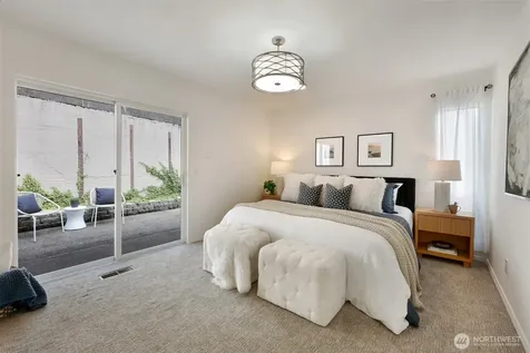 10960 39th Avenue SW Seattle WA 98146