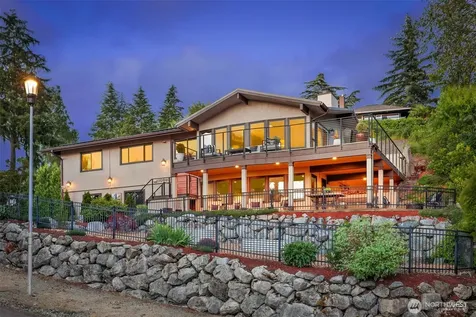 10960 39th Avenue SW Seattle WA 98146