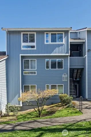 4120 212th Street SW Mountlake Terrace WA 98043
