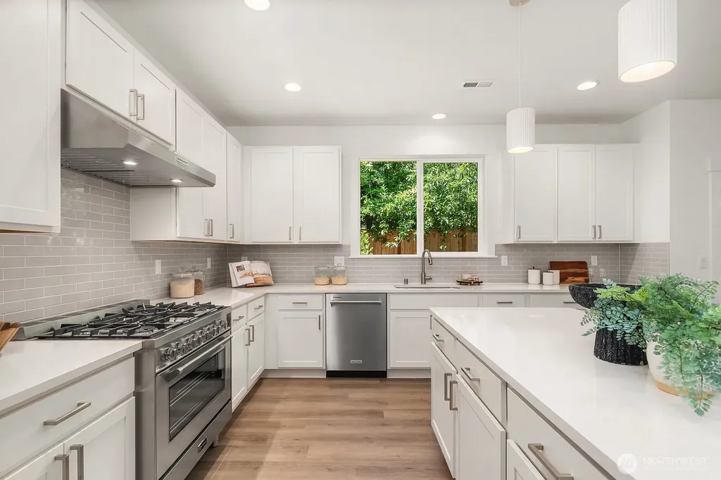 10702 SE 170th Place Renton WA 98055