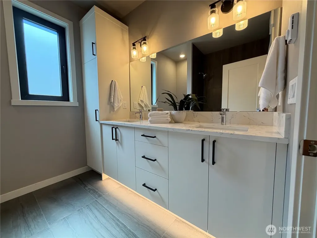 4286 Creston Way Bellingham WA 98226