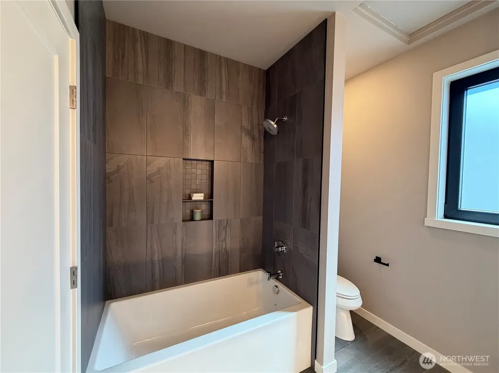 4286 Creston Way Bellingham WA 98226