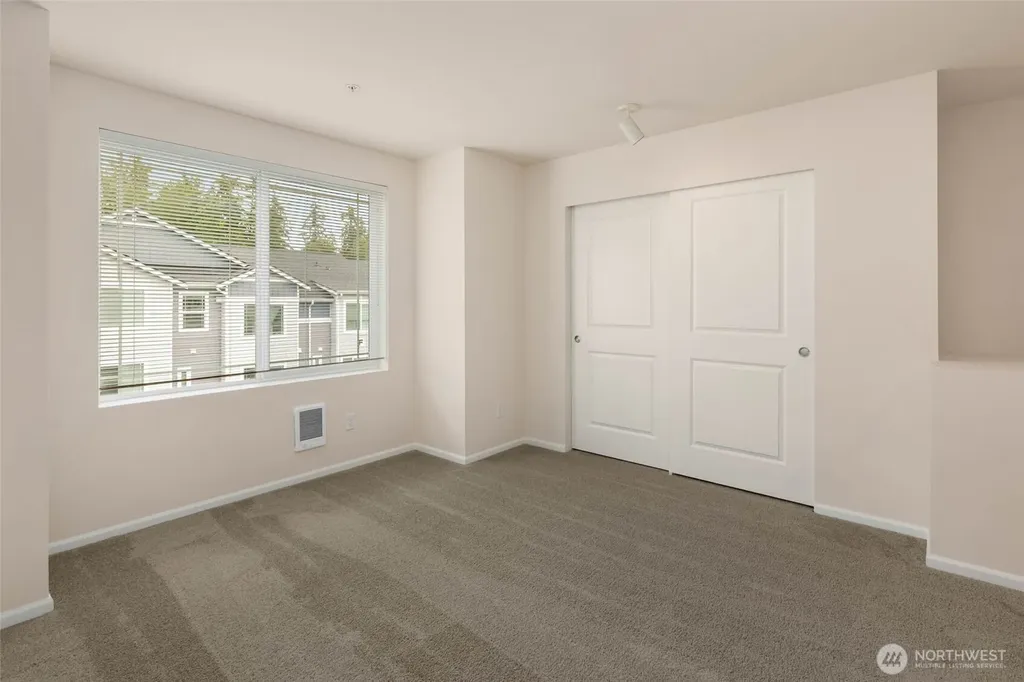 15720 Manor Way Lynnwood WA 98087