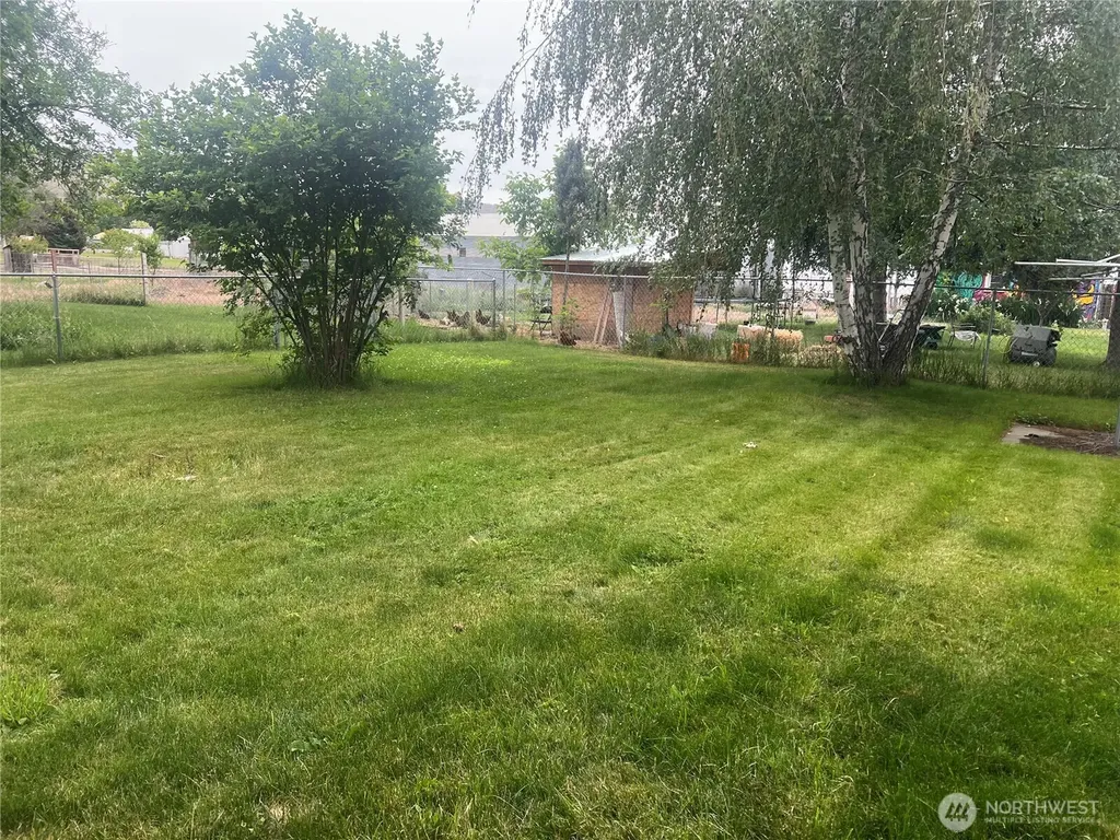 2274 Elmway Okanogan WA 98840
