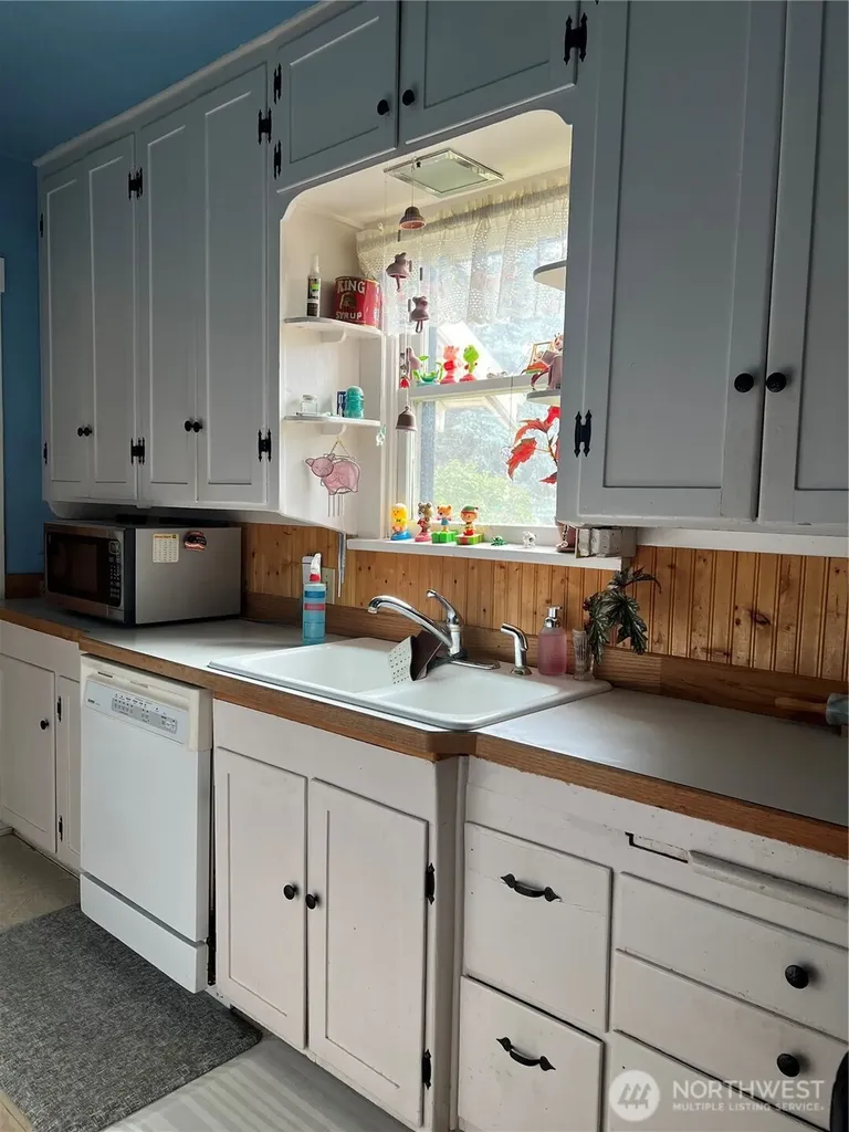2274 Elmway Okanogan WA 98840