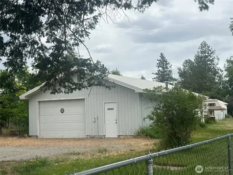 2274 Elmway Okanogan WA 98840