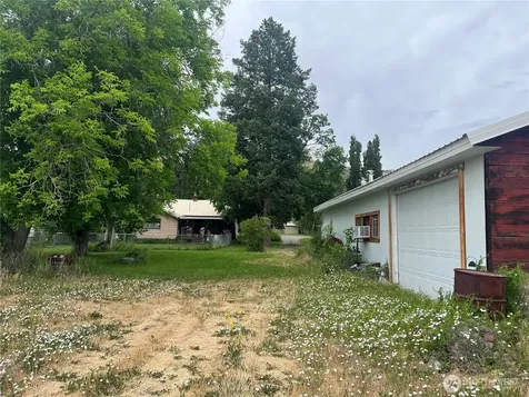 2274 Elmway Okanogan WA 98840