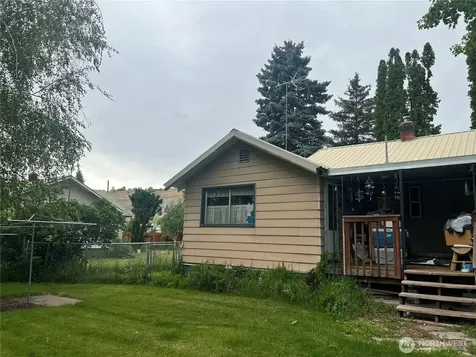 2274 Elmway Okanogan WA 98840