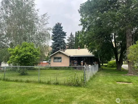 2274 Elmway Okanogan WA 98840
