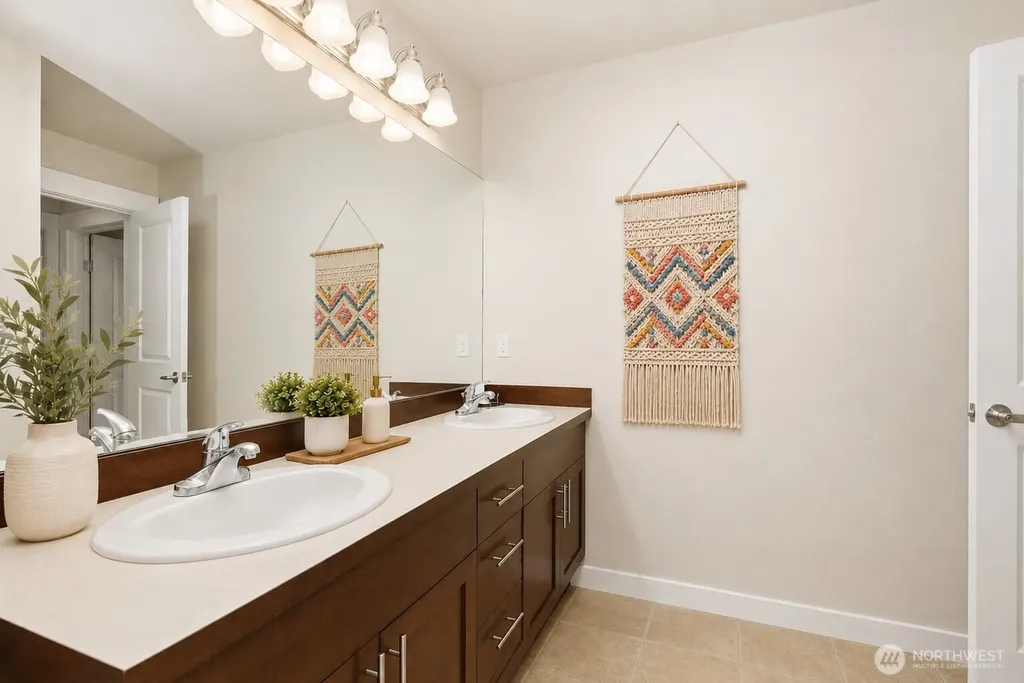 6404 Stuart Place SE Auburn WA 98092