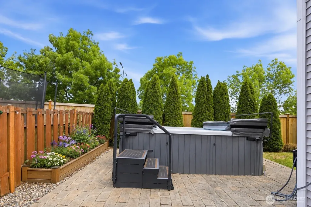 6404 Stuart Place SE Auburn WA 98092
