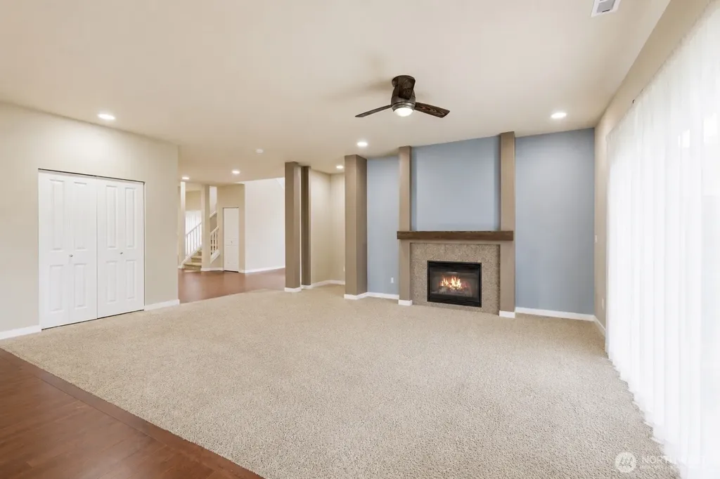 6404 Stuart Place SE Auburn WA 98092