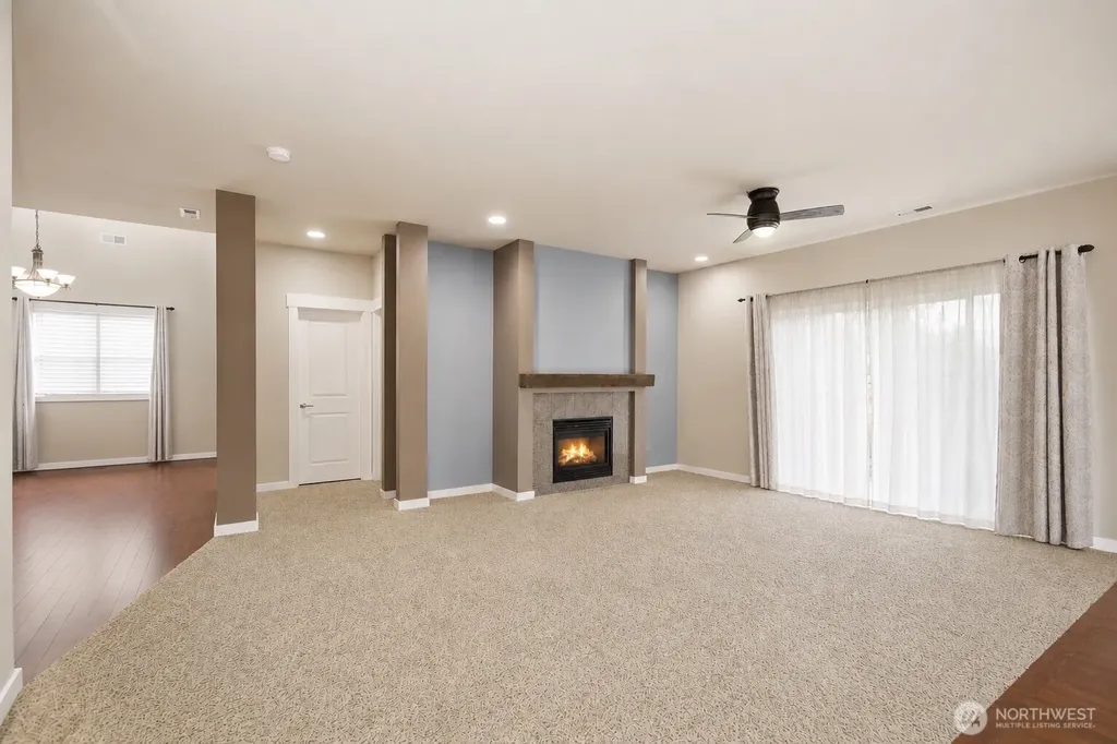 6404 Stuart Place SE Auburn WA 98092