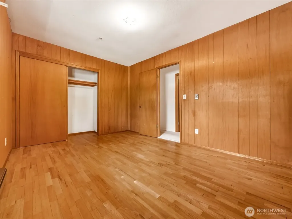 1935 SW 164th Street Burien WA 98166
