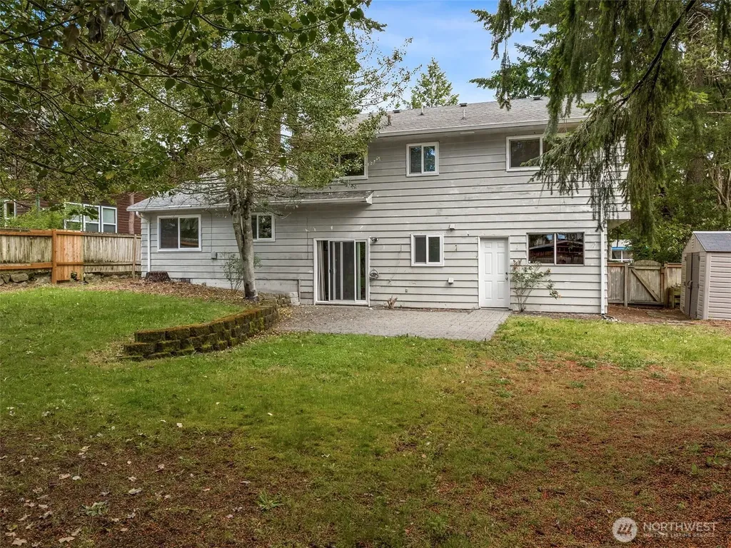 1935 SW 164th Street Burien WA 98166