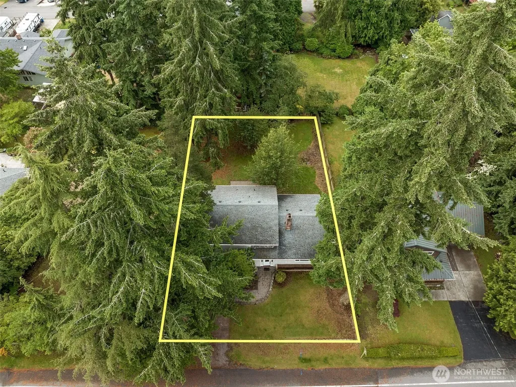 1935 SW 164th Street Burien WA 98166