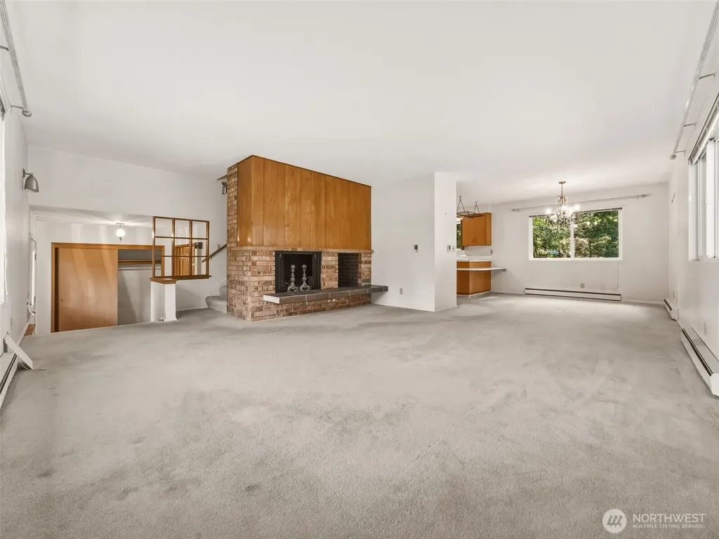 1935 SW 164th Street Burien WA 98166