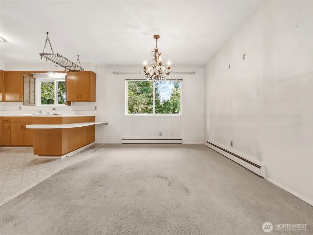 1935 SW 164th Street Burien WA 98166