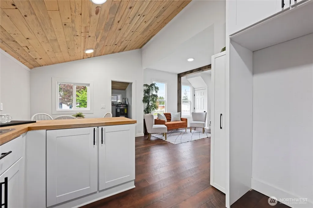 26502 Ridge Avenue Ocean Park WA 98640