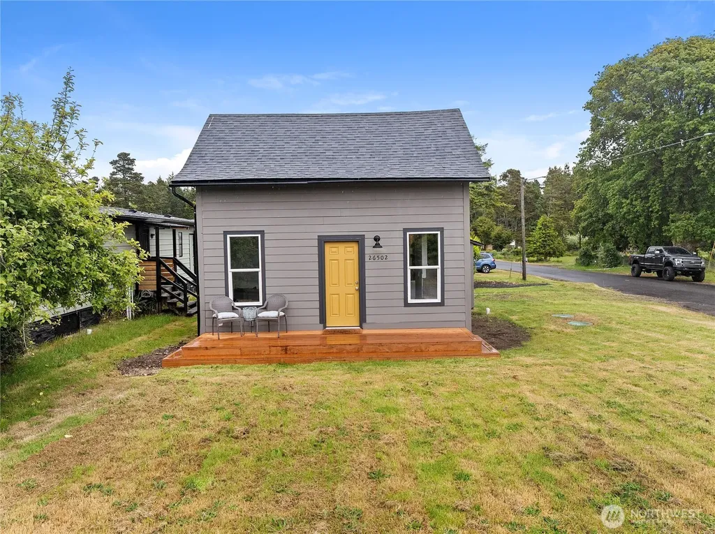 26502 Ridge Avenue Ocean Park WA 98640