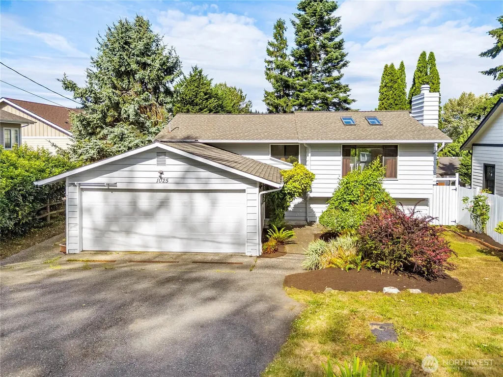 1025 Nevada Street Bellingham WA 98229
