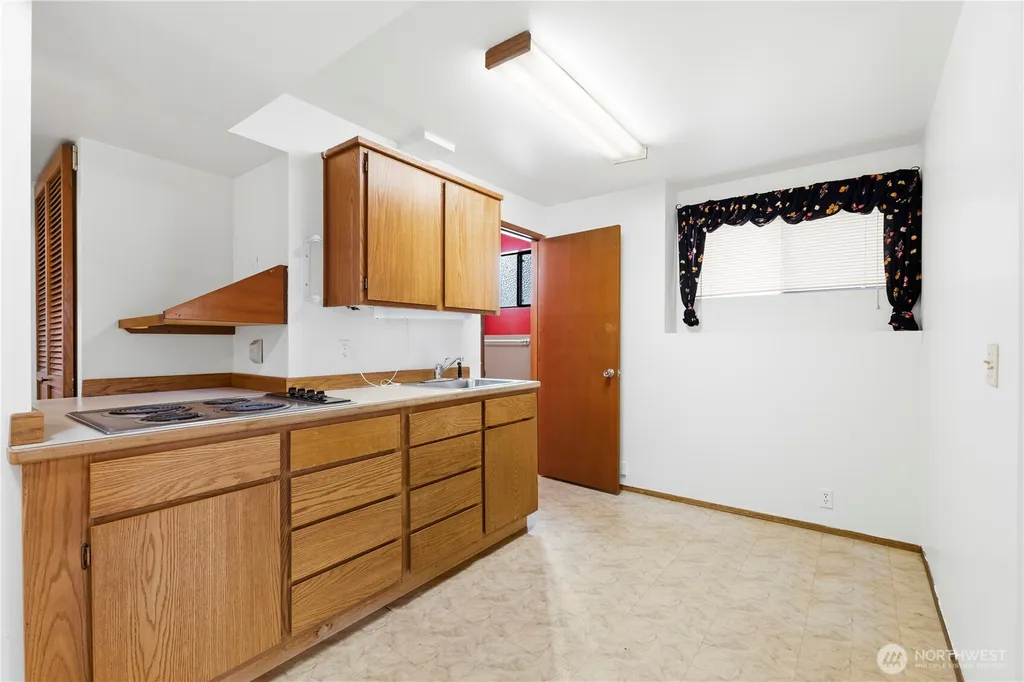 1025 Nevada Street Bellingham WA 98229