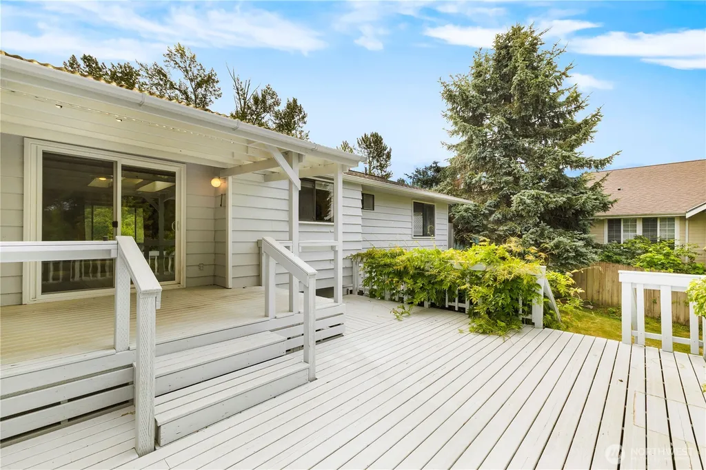 1025 Nevada Street Bellingham WA 98229