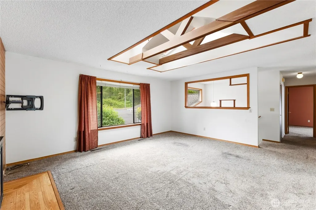 1025 Nevada Street Bellingham WA 98229