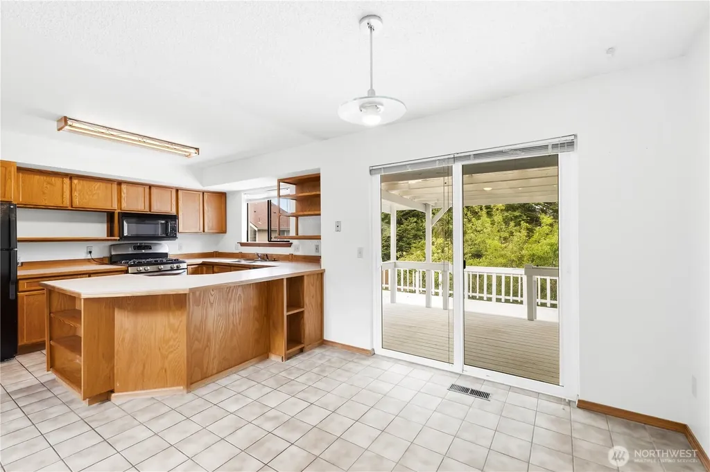 1025 Nevada Street Bellingham WA 98229