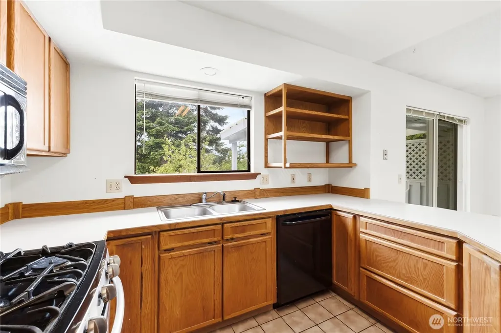 1025 Nevada Street Bellingham WA 98229