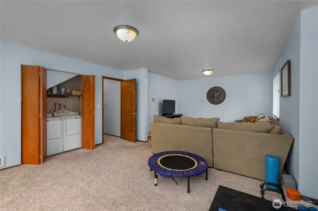 2976 Hampton Drive SW Tumwater WA 98512