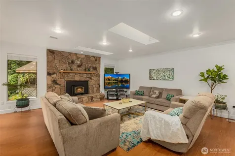 21842 NE 30th Place Sammamish WA 98074
