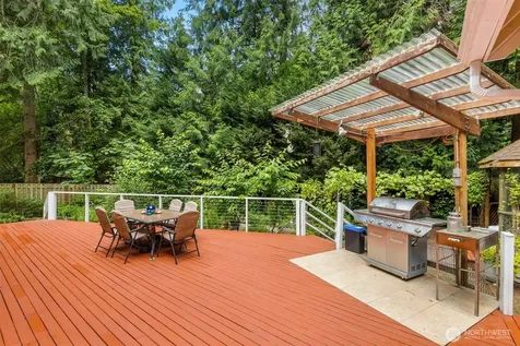 21842 NE 30th Place Sammamish WA 98074