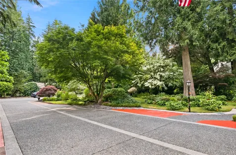 21842 NE 30th Place Sammamish WA 98074