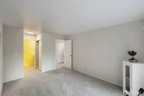 14605 NE 34th Street Bellevue WA 98007