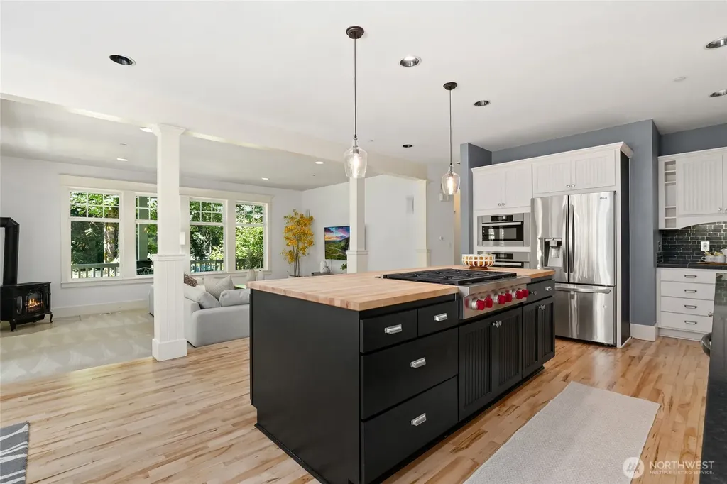 1406 218th Avenue NE Sammamish WA 98074