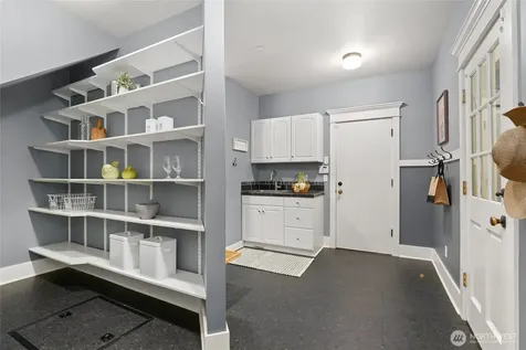 1406 218th Avenue NE Sammamish WA 98074