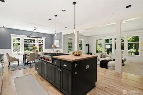1406 218th Avenue NE Sammamish WA 98074
