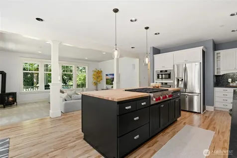 1406 218th Avenue NE Sammamish WA 98074