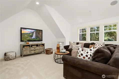 1406 218th Avenue NE Sammamish WA 98074