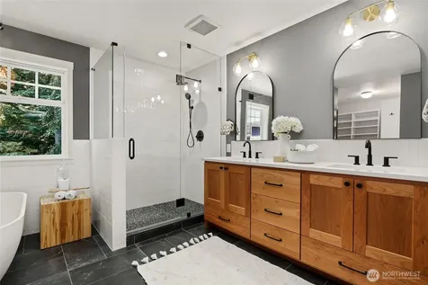 1406 218th Avenue NE Sammamish WA 98074