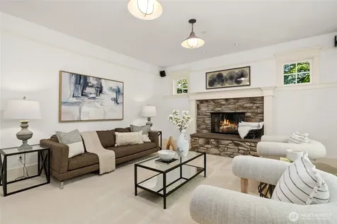 1406 218th Avenue NE Sammamish WA 98074