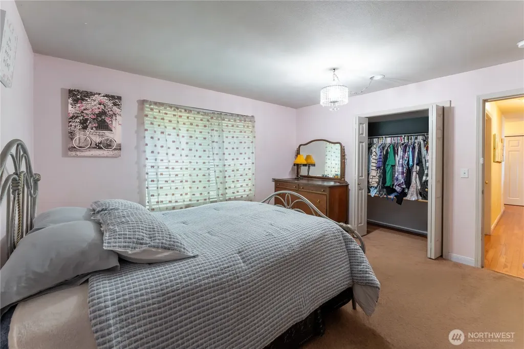 20119 SE 266th Street Covington WA 98042