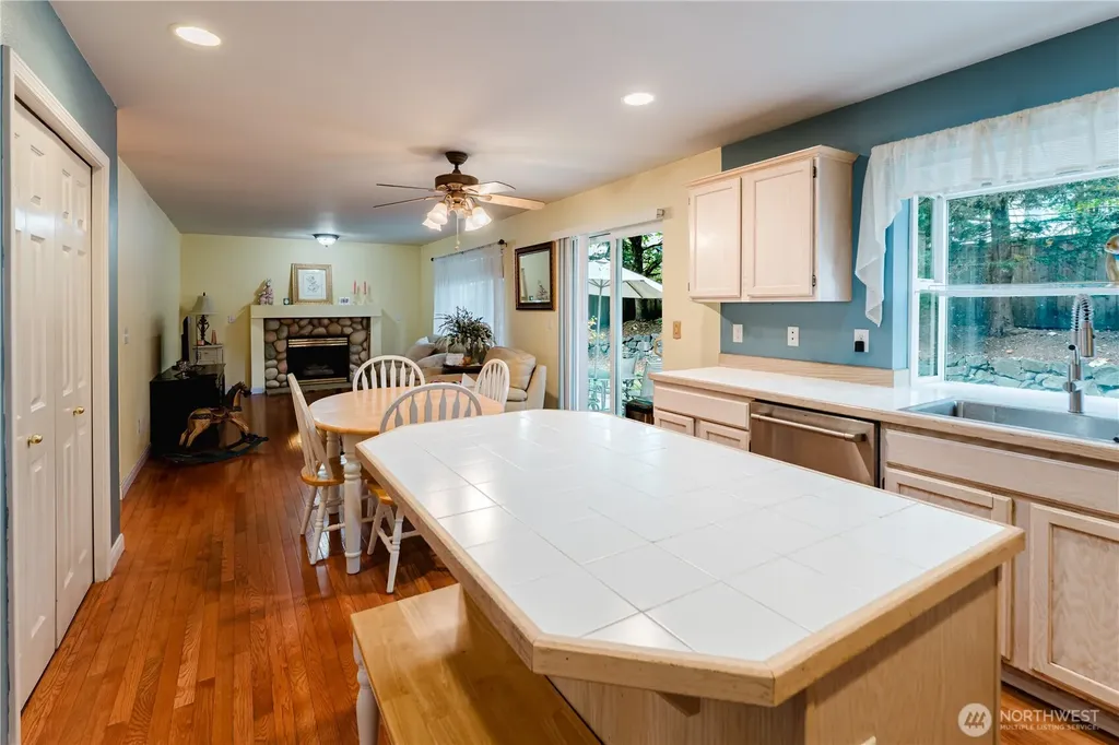 20119 SE 266th Street Covington WA 98042