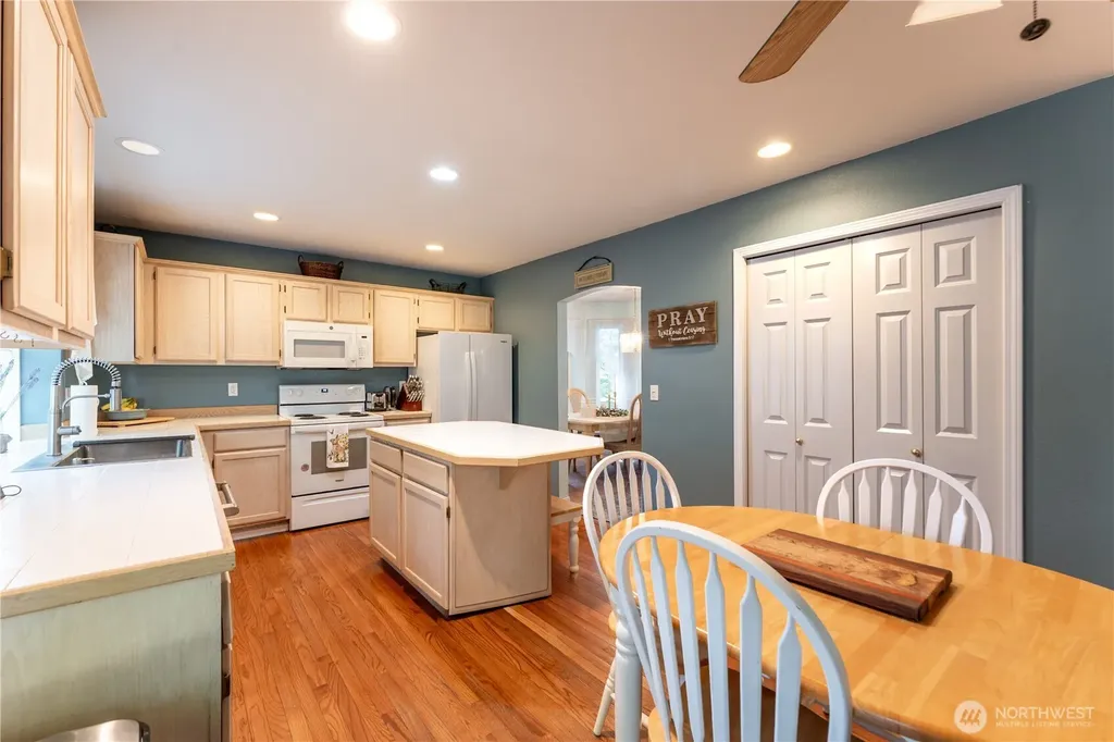 20119 SE 266th Street Covington WA 98042