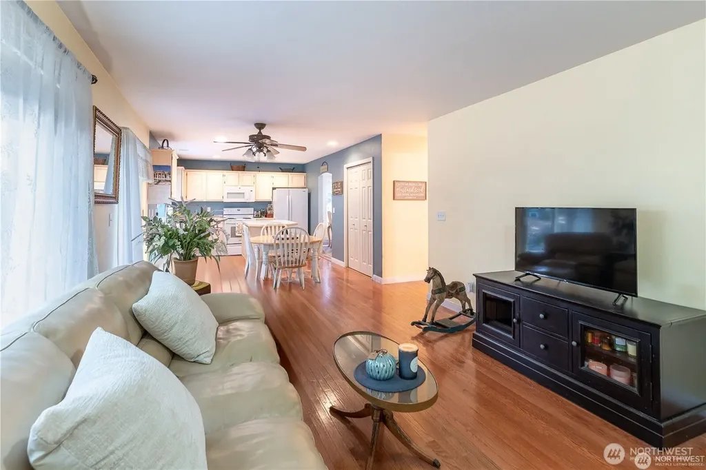 20119 SE 266th Street Covington WA 98042