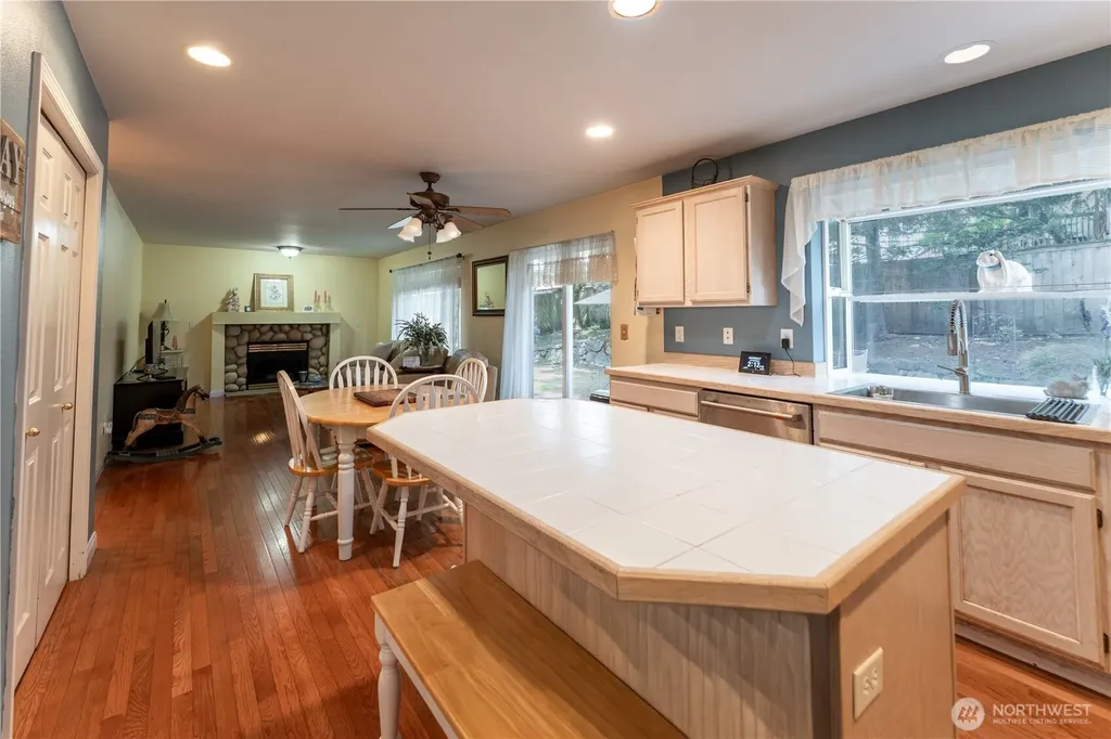 20119 SE 266th Street Covington WA 98042