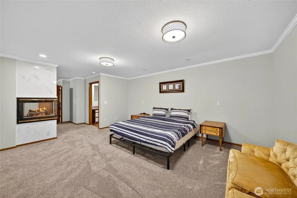 5972 Hastings Road Clinton WA 98236